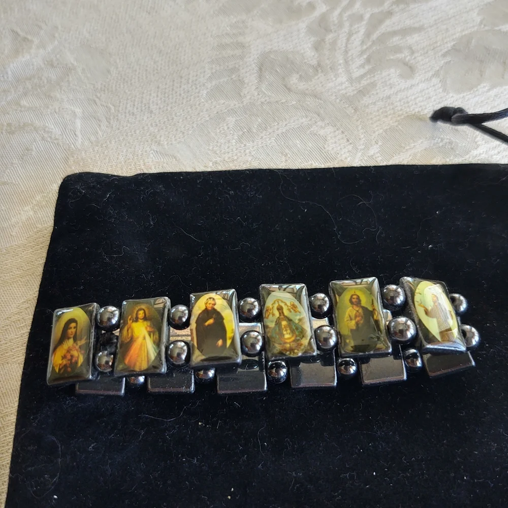 Saints Christian Catholic Bracelet - Picture 3 of 5